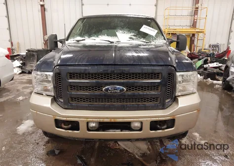 2005 Ford Excursion Eddie Bauer из США, поврежденный, VIN 1FMNU45S25EB01607